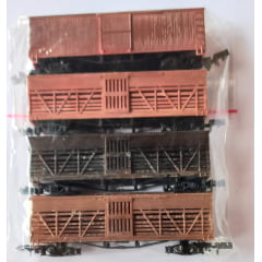 "OFERTA" de 4 Vagões Box, Transporte de Animais Antigos CORES DIVERSAS, SEM AS RODAS