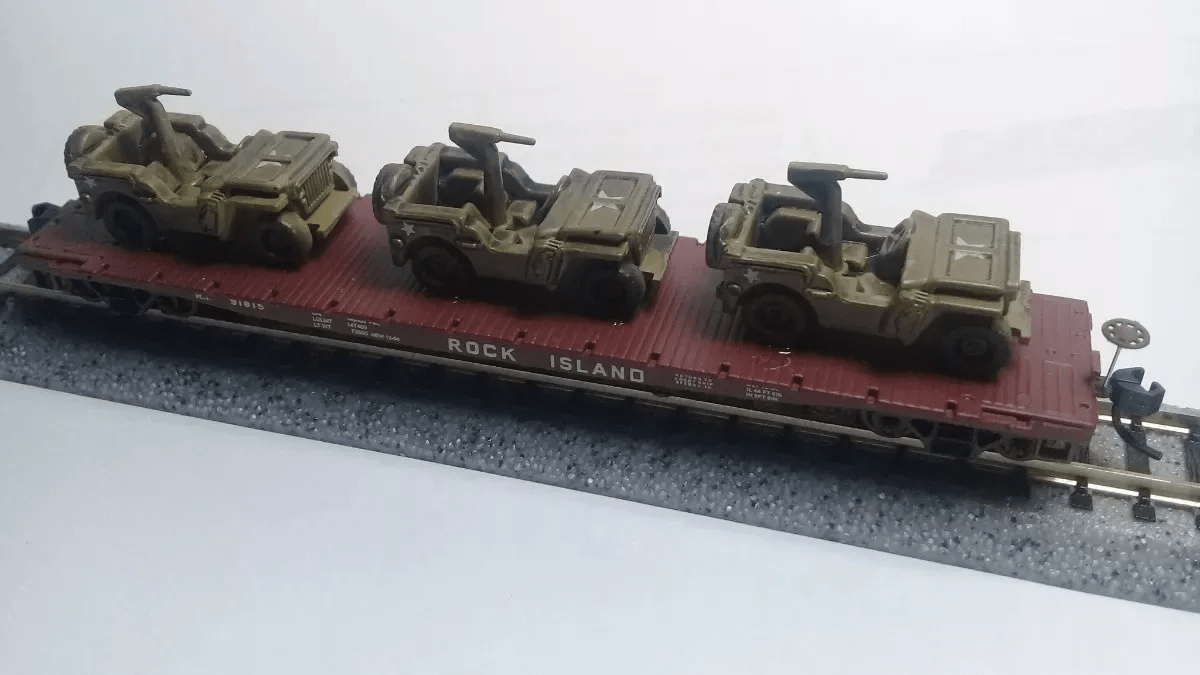 Whalthers 932-28219  Vagão Plataforma, Escala N, Com  Três Veículos Jeep Militar