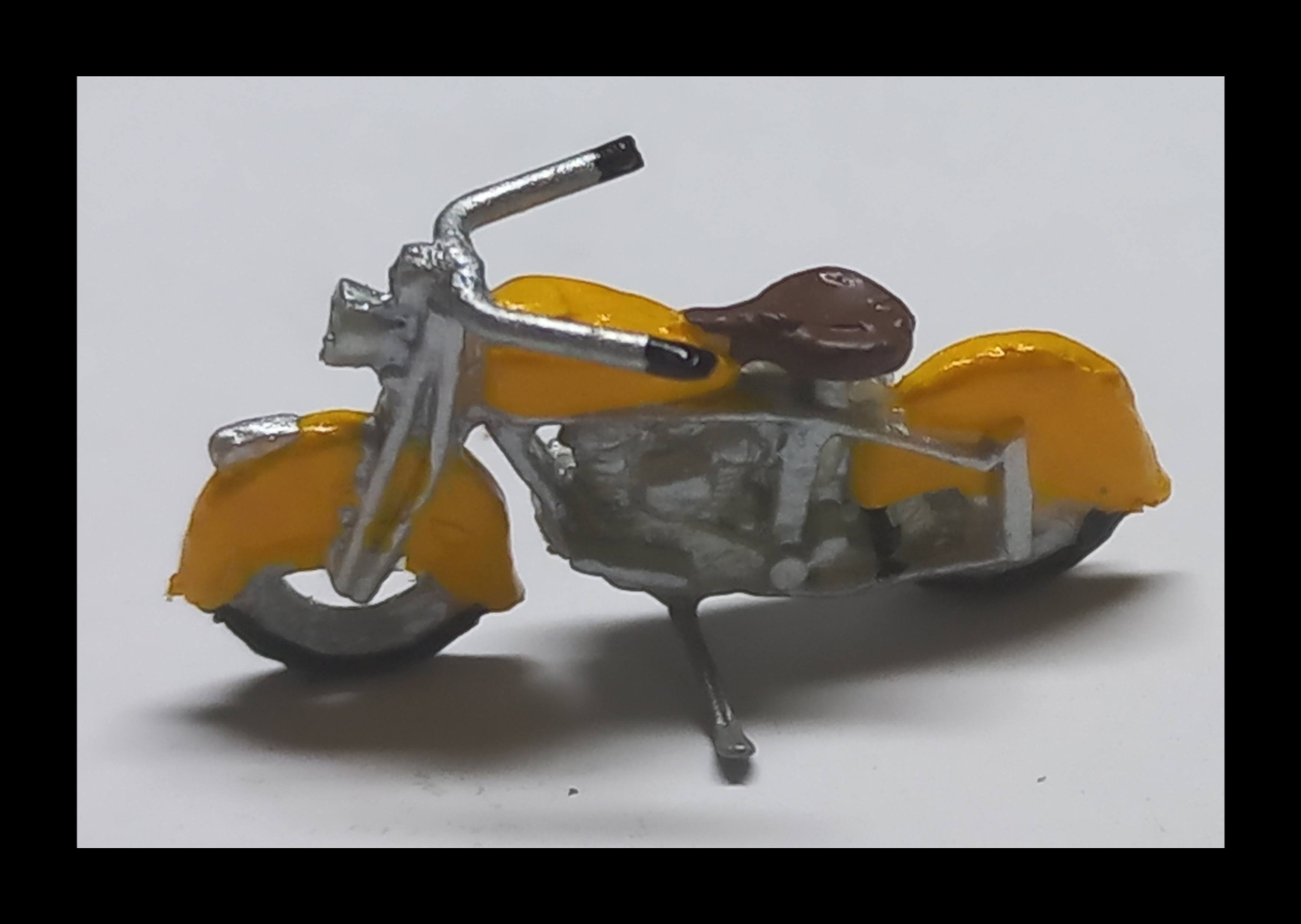 Motocicleta anos 40 Amarelo Nº 0009 - HO