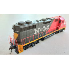 Athearn 78897 - Locomotiva GP-38-2 Nacionales de Mexico #9277 com DCC