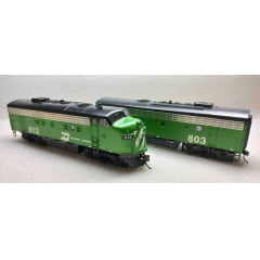 Athearn Genesis HO Locomotiva SEMI NOVAS  EMD F9A+B Burlington Northern  #812/#803 com  DCC & Som - Unidade A SEM CAIXA