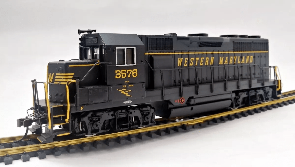  Bachmann 60707 HO  - Locomotiva  EMD GP35 Diesel Western Maryland  w/DCC #3576 - (SEM EMBALAGEM ILUSTRATIVA)