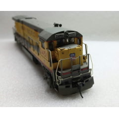 HO BROADWAY LIMITED 5050 LOCOMOTIVA  SEMI NOVA GE C30-7 UNION PACIFIC UP # 2451 DCC & SOM - SEM CAIXA