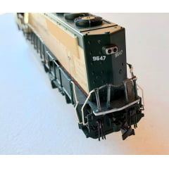 * KATO 37-6383 HO EMD SD70MAC BNSF Esquema de Fusão #9647 COM CAIXA