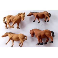 Merit 51015 ((inglesa) - Conjunto de 4 Cavalos Importados Merit 51015 ((inglesa) - Conjunto de 4 Cavalos Importados