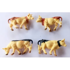 Merit ((inglesa) - Conjunto de 4 Vacas Importados HO Merit ((inglesa) - Conjunto de 4 Vacas Importados HO