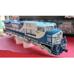 Locomotiva AC4400CW Kato- Rumo (Somos o Brasil em Movimento) #2529 preparada pra DCC